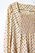 Load image into Gallery viewer, 1970s Ditsy Floral Knit Mini Dress / Medium