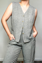 Load image into Gallery viewer, 1990s Light Grey Patterned Vest / Medium - Large