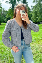 Load image into Gallery viewer, 1980s-90s Black Gingham Crop Jacket / Large