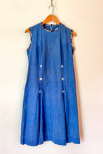 Load image into Gallery viewer, 1960s Chambray Pleated Shift Dress /  Medium