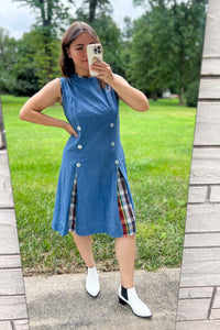 1960s Chambray Pleated Shift Dress /  Medium