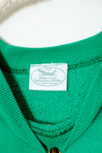 Load image into Gallery viewer, 1980s-90s Ireland Tourist Sweatshirt  / Large - XLarge