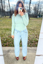 Load image into Gallery viewer, 1990s Levi&#39;s 505 Distressed Light Wash Jeans / 34-32