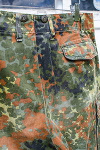 1980s German Army Camouflage Trousers / Large