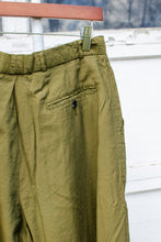 Load image into Gallery viewer, 1980s Olive Green Fluid Tapered Trousers / Medium